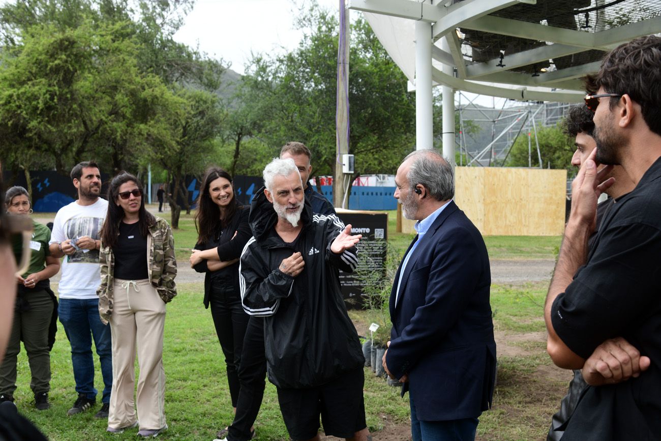 Recorrida por el predio del Cosquín Rock 2026 junto a José Palazzo. Ramiro Pereyra / La Voz