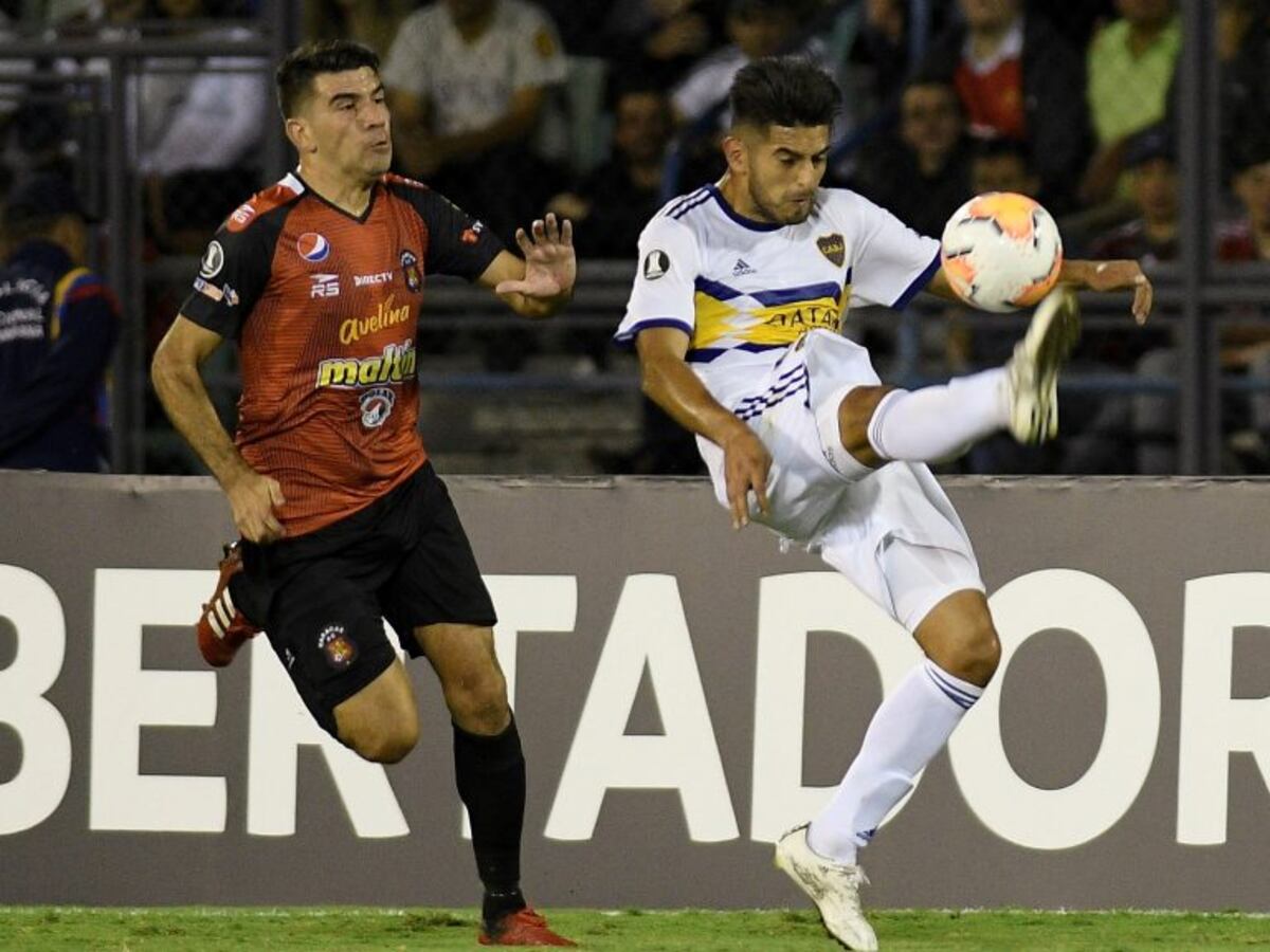 Carlos Zambrano dio negativo de coronavirus y está a disposición del DT Russo. (AP)