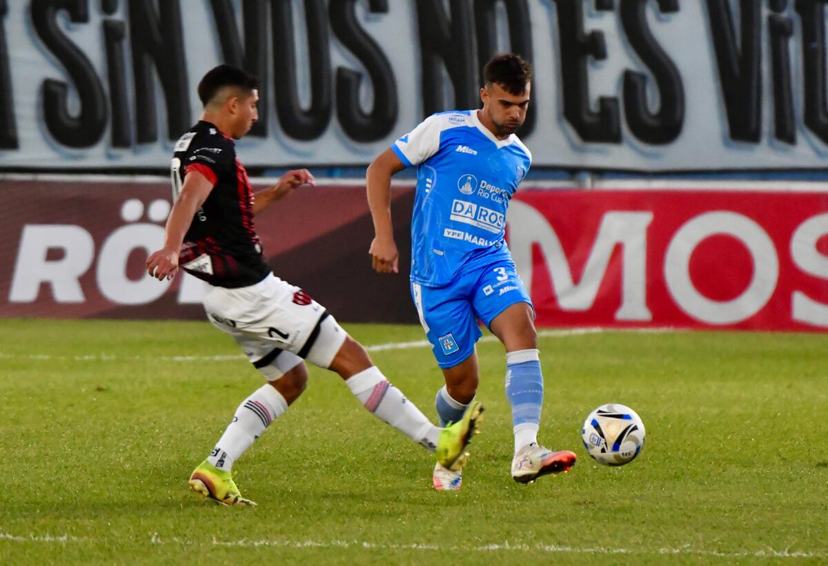 Estudiantes de Río Cuarto enfrentó de local a Patronato por la Primera Nacional. (Tomy Fragueiro / La Voz)