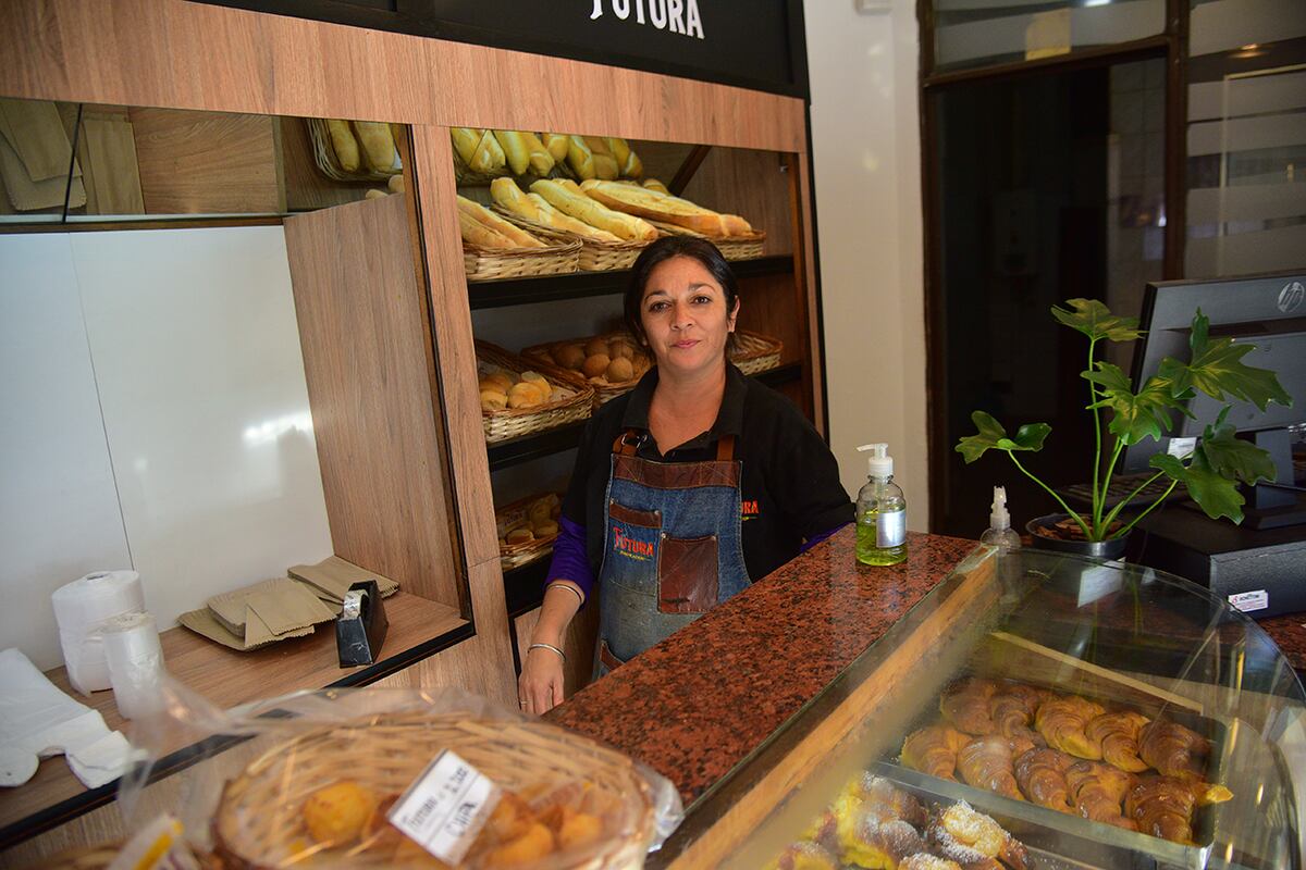 Los comerciantes piden respuestas a las autoridades frente a esta incertidumbre.(Pedro Castillo / La Voz)