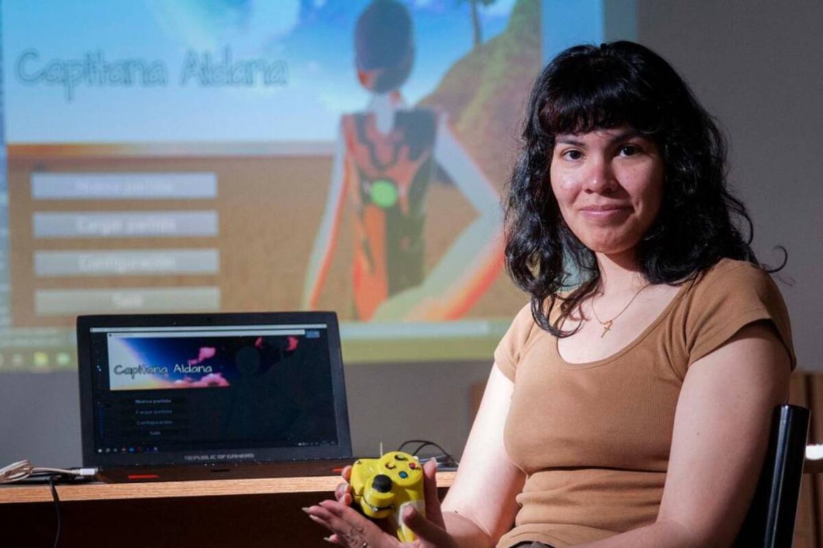 Un equipo de profesionales desarrolló un prototipo de controlador de videojuegos (gamepad), con funcionalidades para el censado del movimiento del jugador. (Universidad Nacional de La Plata)