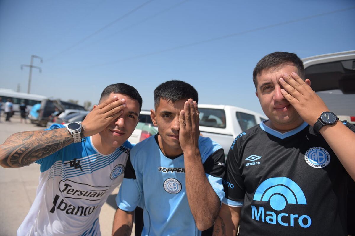 Los hinchas de Belgrano viajan a Rosario para presenciar el partido frente a Argentinos Juniors por una de las semifinales de la Copa Argentina. (José Hernández / La Voz)