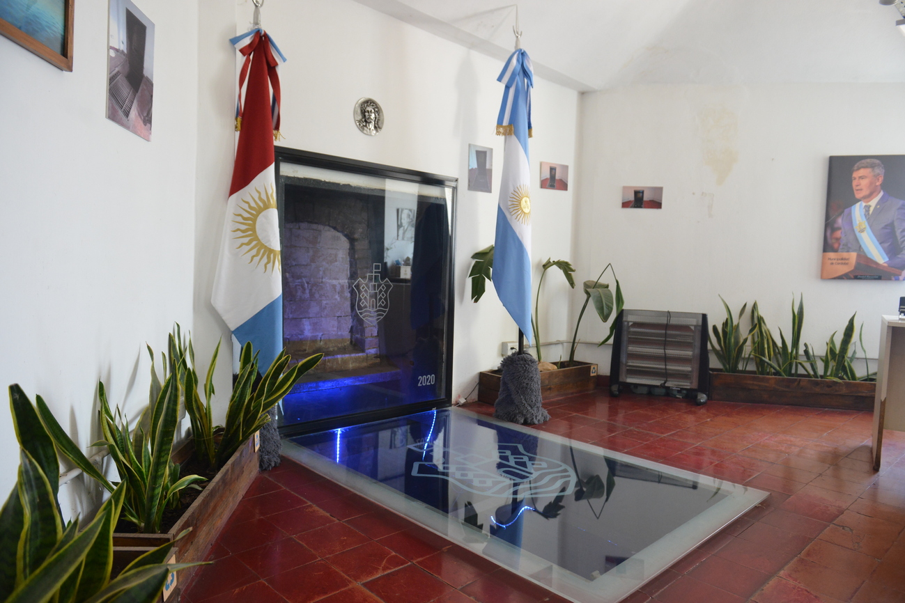 Inseguridad y vandalismos en el Cementerio San Vicente.(César Heredia/La Voz)