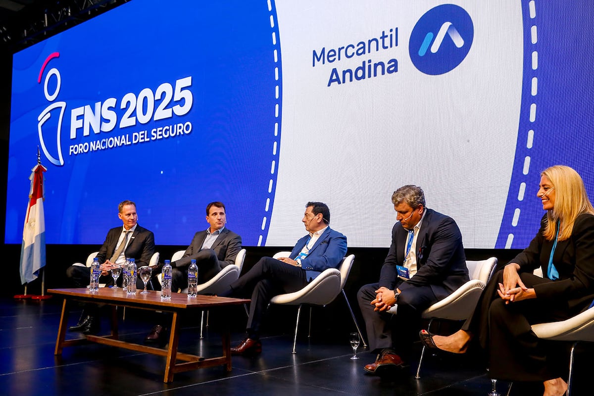 El foro congregó a disertantes de alto nivel, provenientes de todo el país.