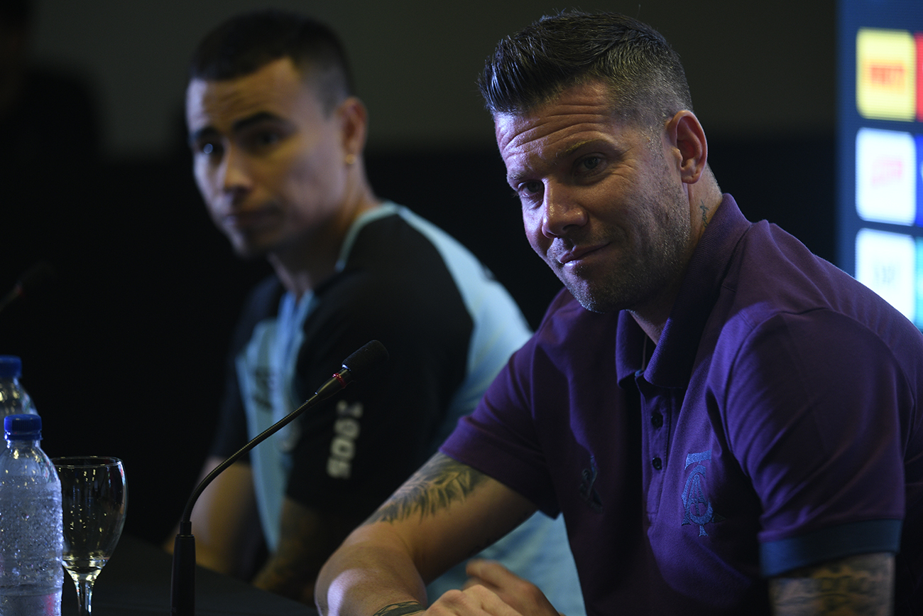 Conferencia de prensa del Clásico. Guido Herrera de Talleres y el Chino Zelarayán de Belgrano. (Ramiro Pereyra / La Voz)