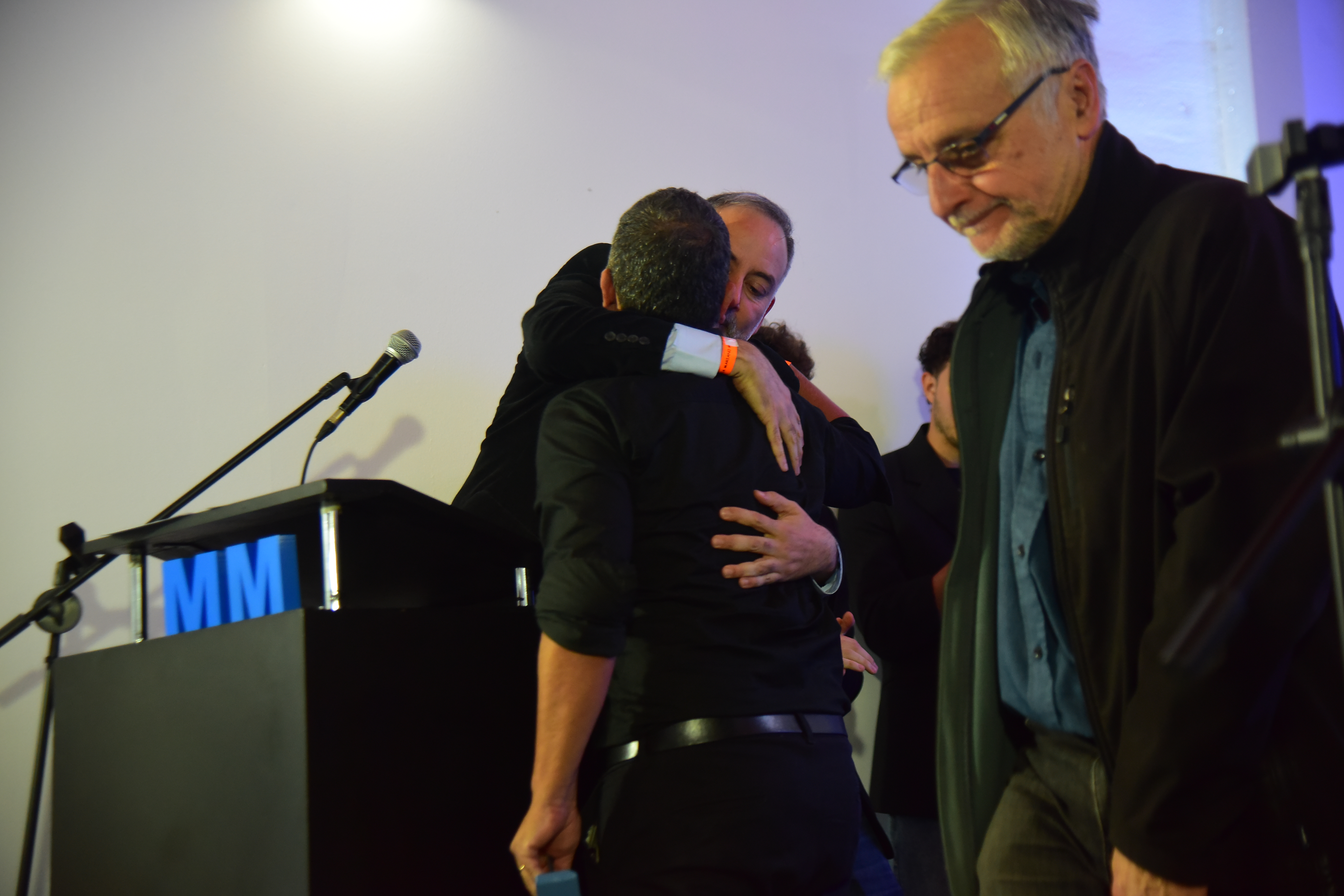 Jorge Luna Arrieta, conductor de la premiación, recibió también un tremendo reconocimiento. (Javier Ferreyra / La Voz)