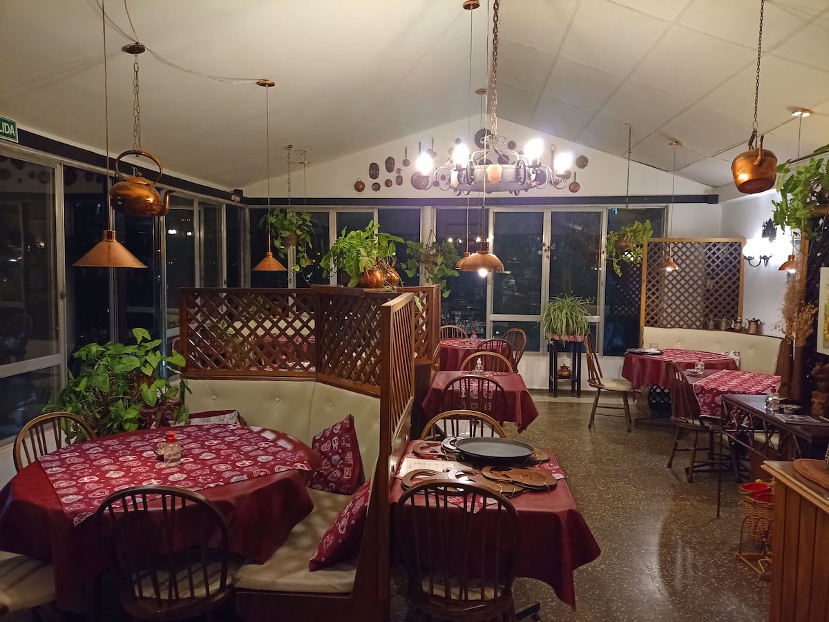 Kupferkessel, un restaurante con historia en Río Ceballos.