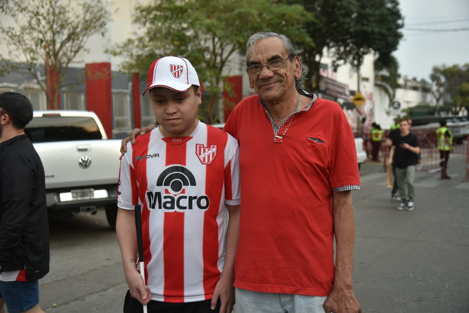 Cara de cancha en la previa del partido entre Instituto y Barracas Central. (Facundo Luque / La Voz)