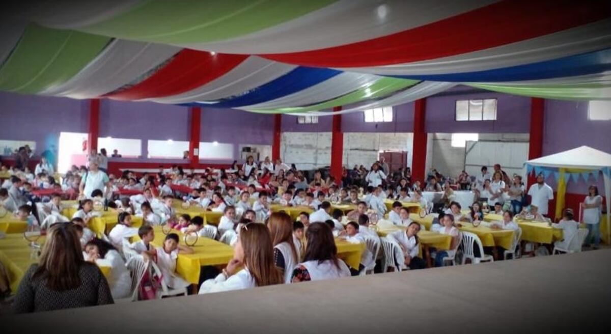 Kermés de matemática en el interior de Córdoba. Participaron 192 alumnos de escuelas rurales.