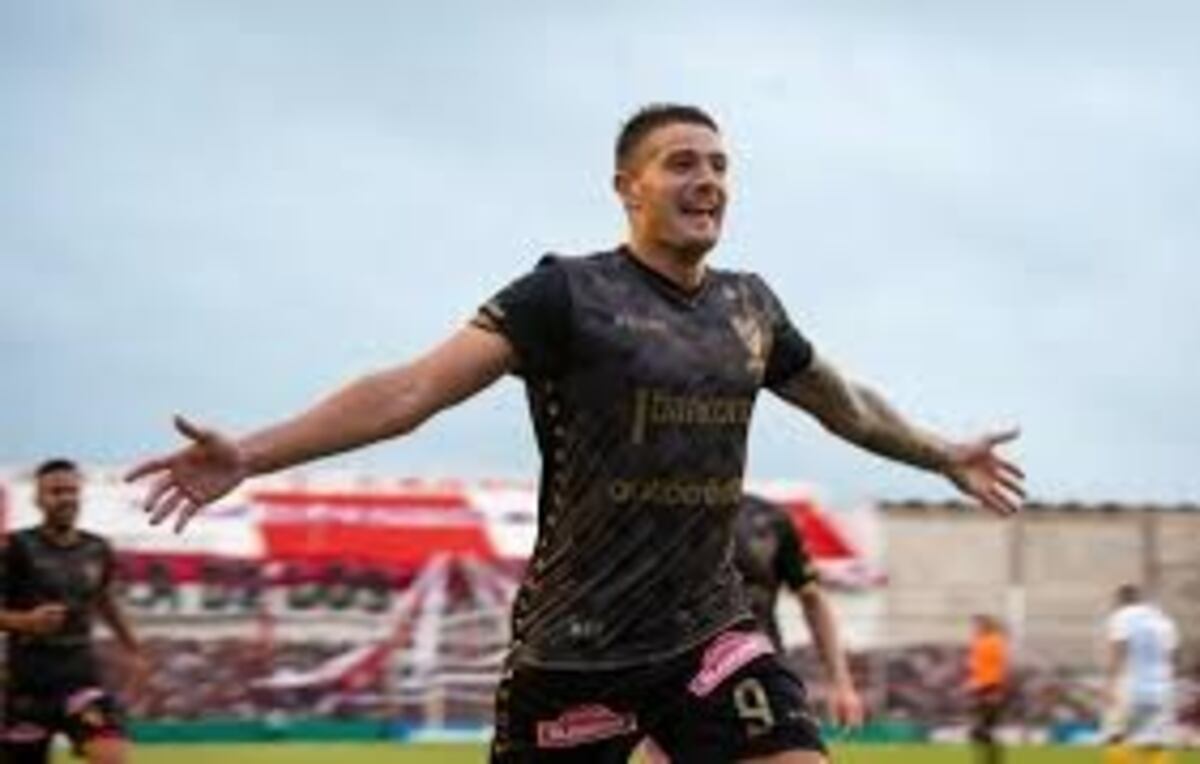 En Instituto, Pablo Vegetti marcó 15 goles. Desde allí llegó a Belgrano.