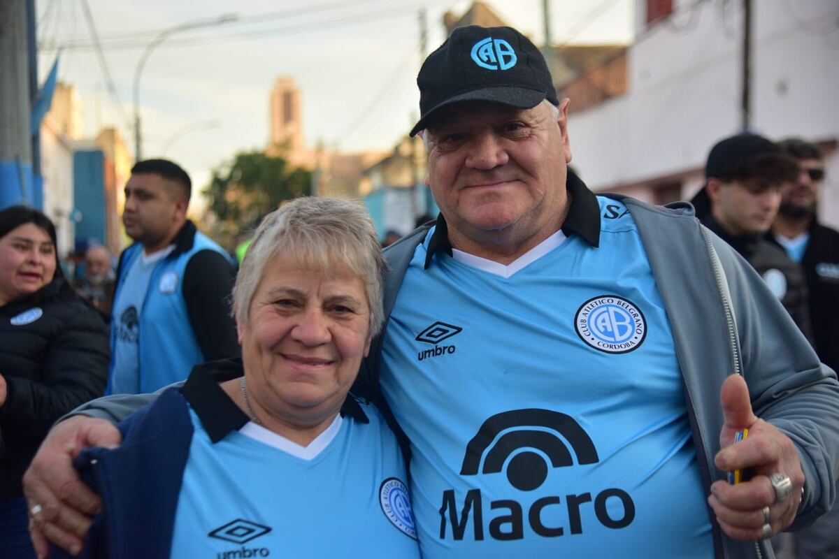 Cara 'e Cancha de Belgrano en la previa del partido con Racing en el Gigante de Alberdi. (Javier Ferreyra / La Voz)