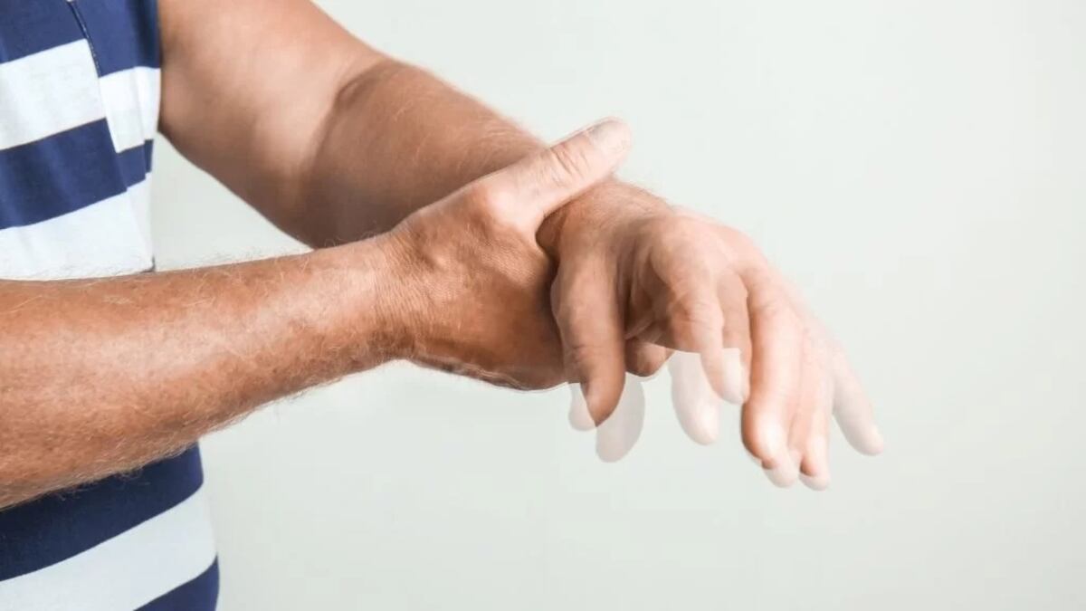 Parkinson: 3 hábitos diarios avalados por la ciencia que reducen el riesgo neurológico
