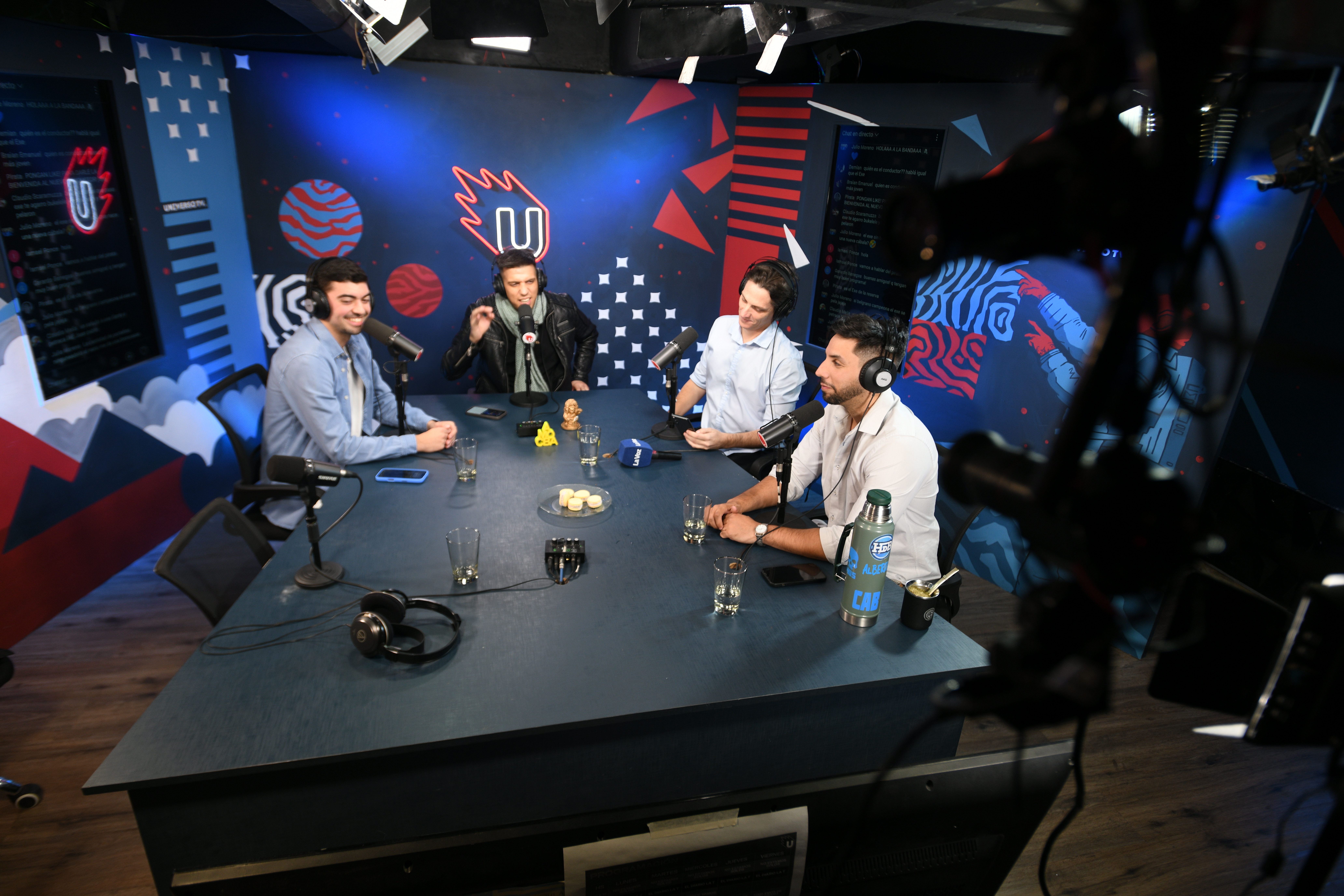 Mundo Pirata, el pódcast de Belgrano, hecho en Universo TV, donde se desarrolla el programa Hablemos de Belgrano. Conductores Exe Benegas, Juan Pablo Benegas y Santiago Nihuol. (Javier Ferreyra / La Voz)