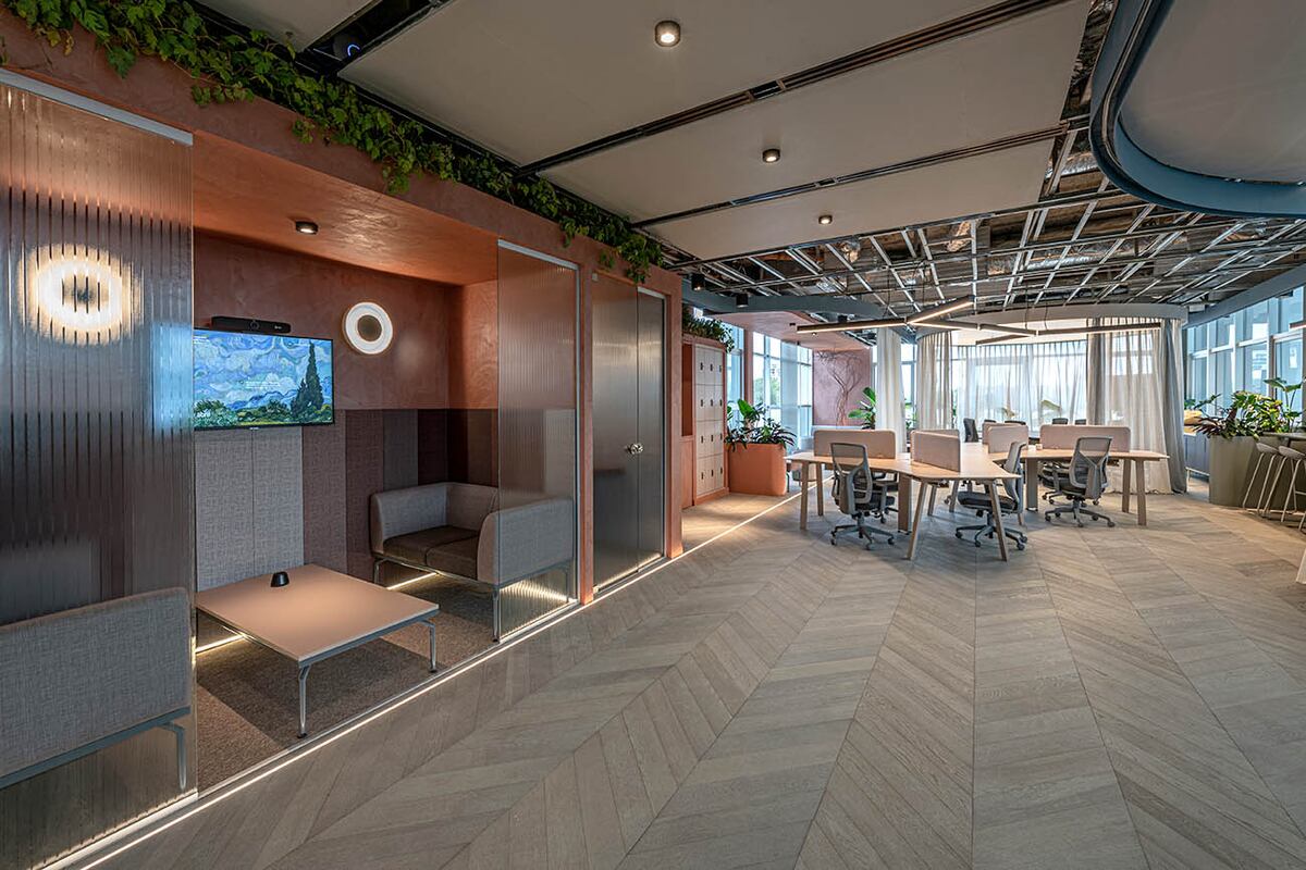 Espacio 26, coworking, del Estudio Echaniz Gallo, equipamiento de Hause Möbel. (Foto: Roger Berta)