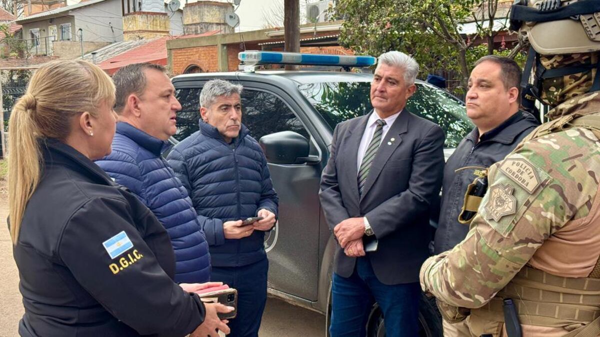 Operativos en Córdoba. (@@PoliciaCbaOf)
