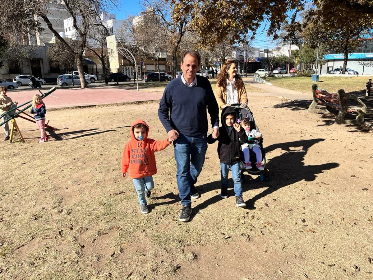 Río Cuarto. Llamosas votó en la escuela Manuel Belgrano (Tomy Fragueiro/La Voz).