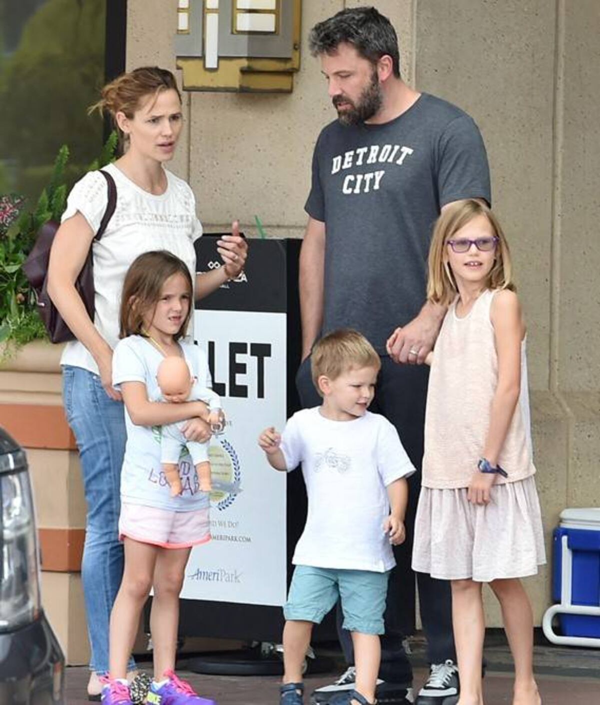 Jennifer Garner y Ben Affleck junto a los hijos que tienen en común