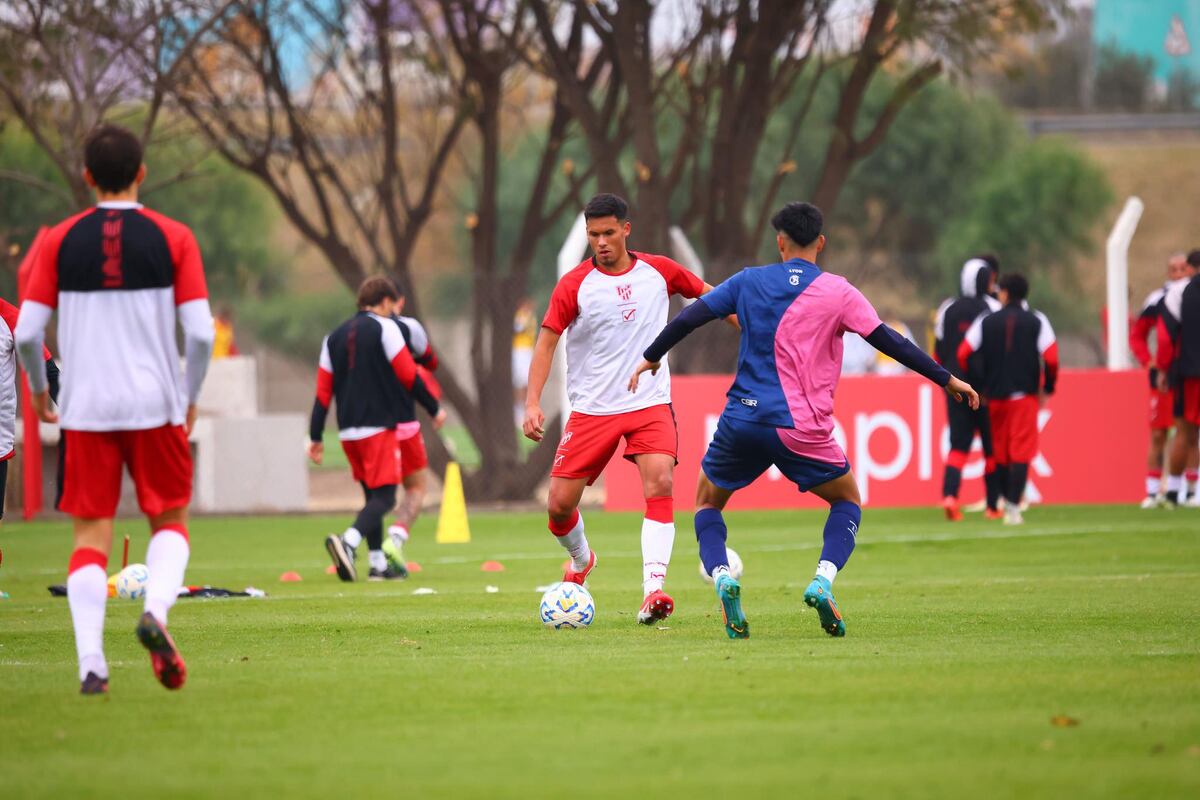 El amistoso ante Independiente Rivadavia terminó 3 a 0. (IACC).