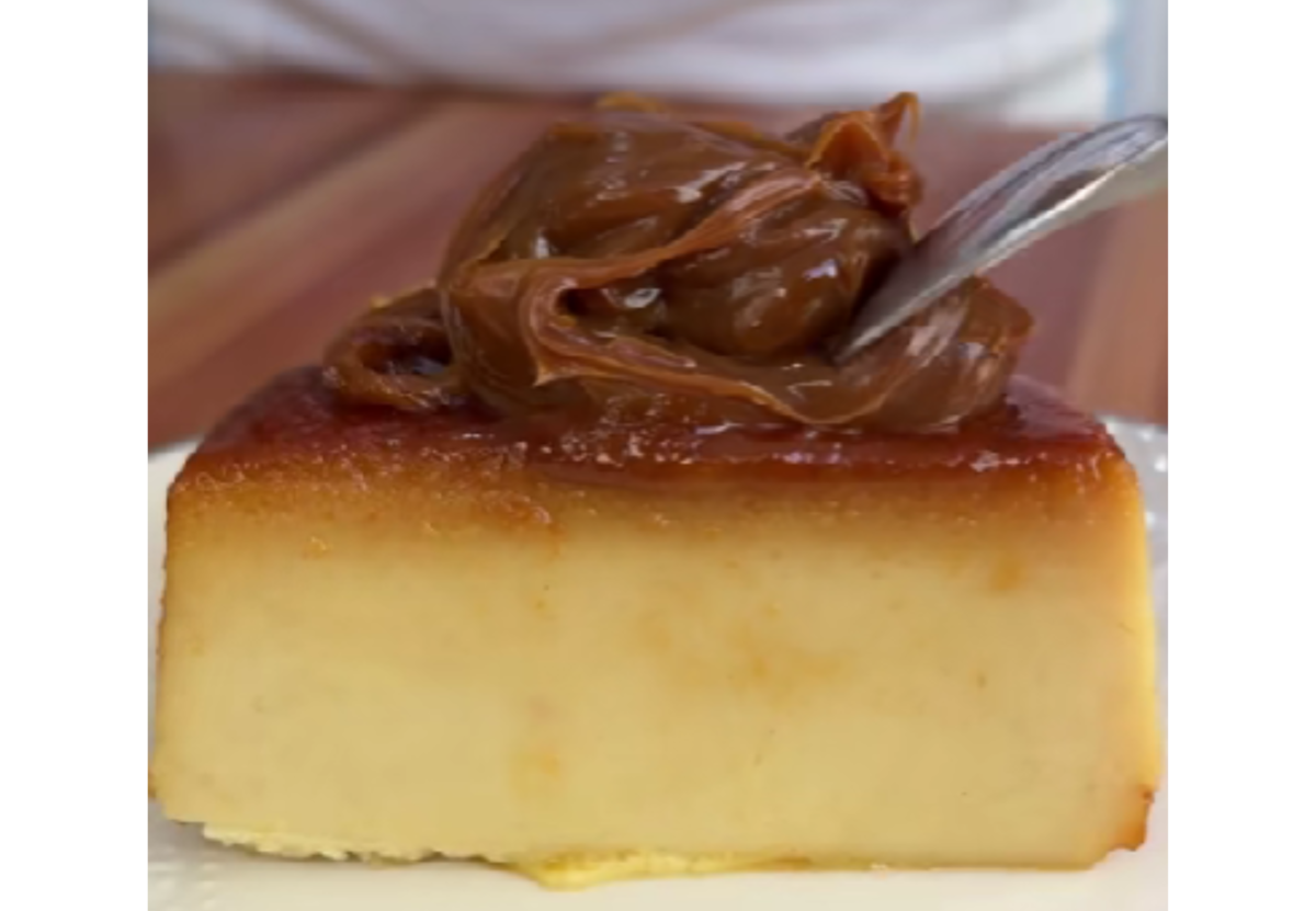 Budín de pan casero.