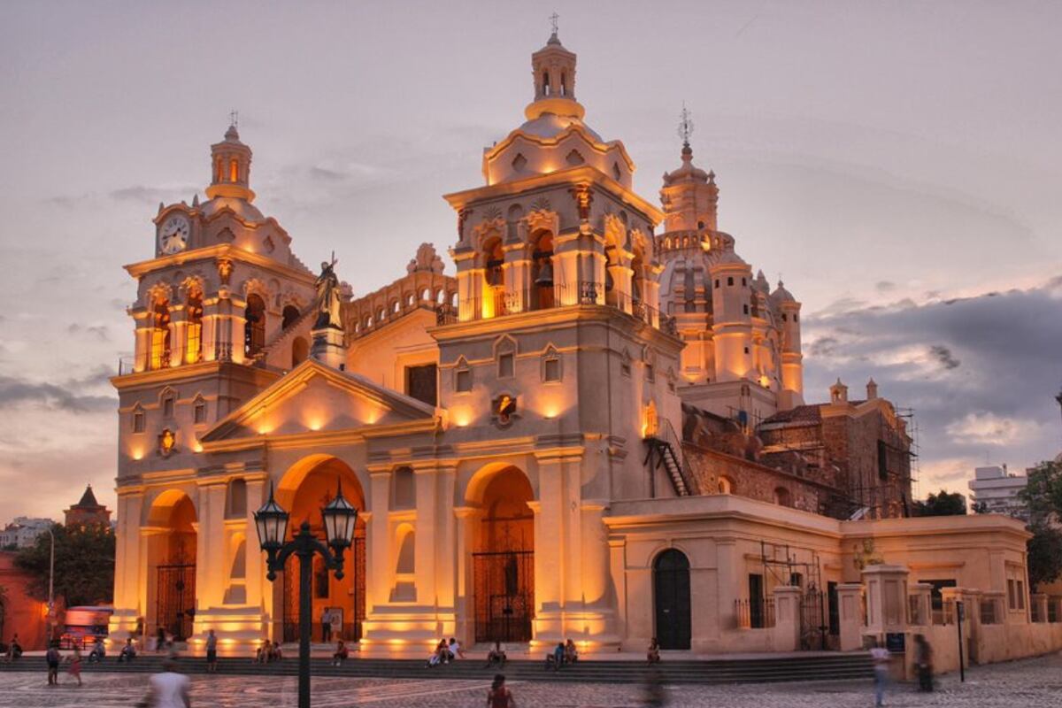 Catedral de Córdoba, ícono de la Ciudad de Córdoba.