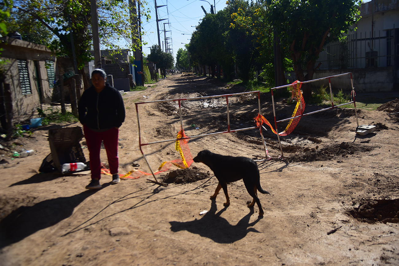 Calles intransitables en barrio Parque Liceo Tercera Sección. (Pedro Castillo / La Voz)