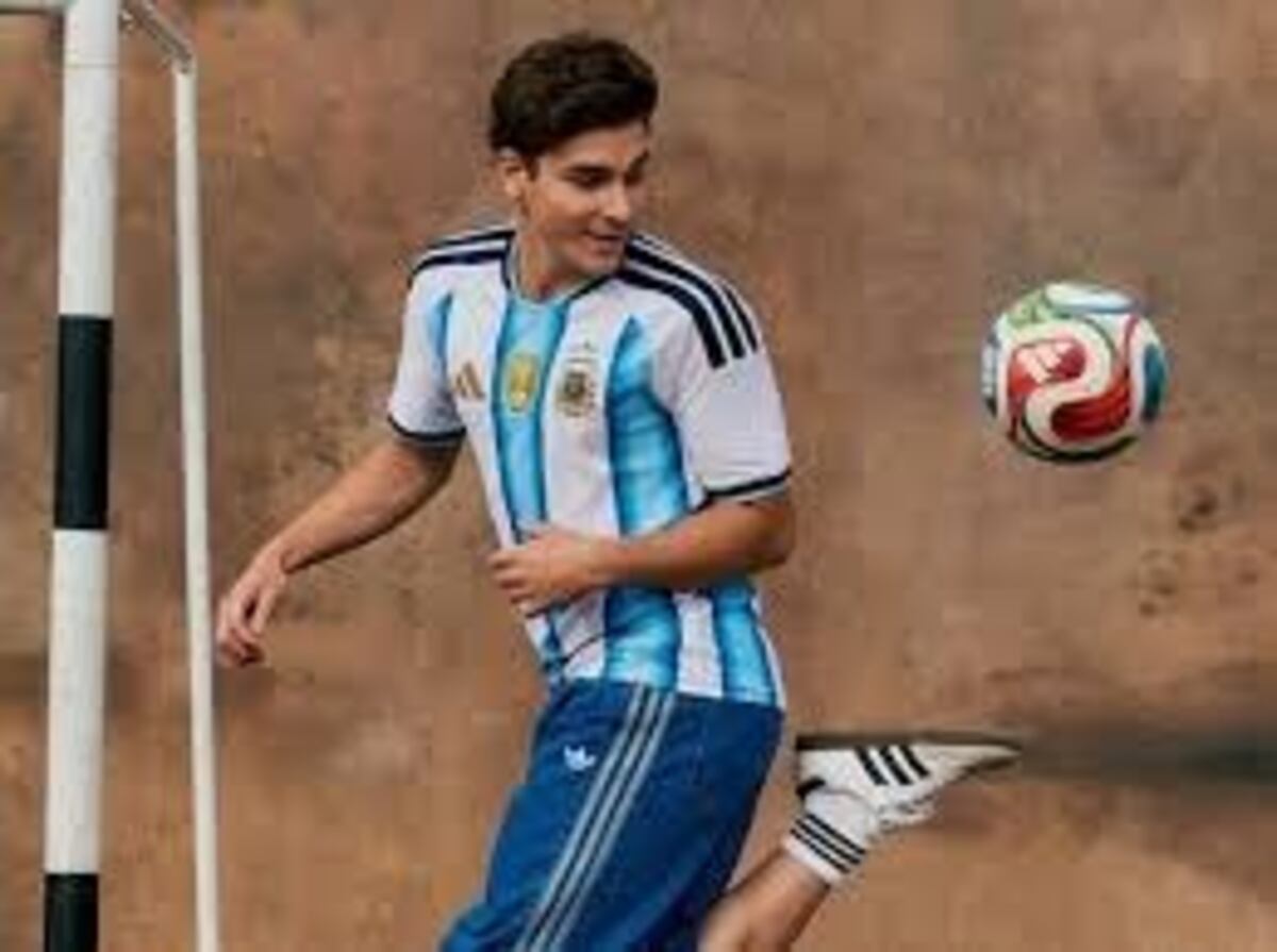 Cuánto cuesta la nueva camiseta de la Selección Argentina para el Mundial 2026: precios, versiones y dónde comprarla