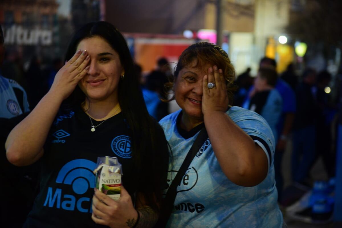 Cara 'e Cancha de Belgrano en la previa del partido con San Martín de San Juan en el Gigante de Alberdi. (José Gabriel Hernández / La Voz)