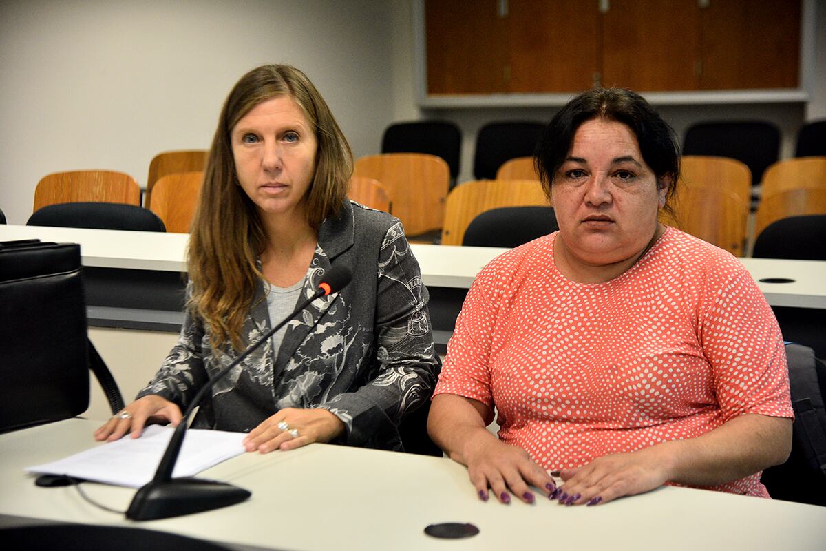 Querellante. Valeria Robles es asistida en la querella por la defensora oficial de víctimas Ana Inés Pagliano. (Pedro Castillo / La Voz)