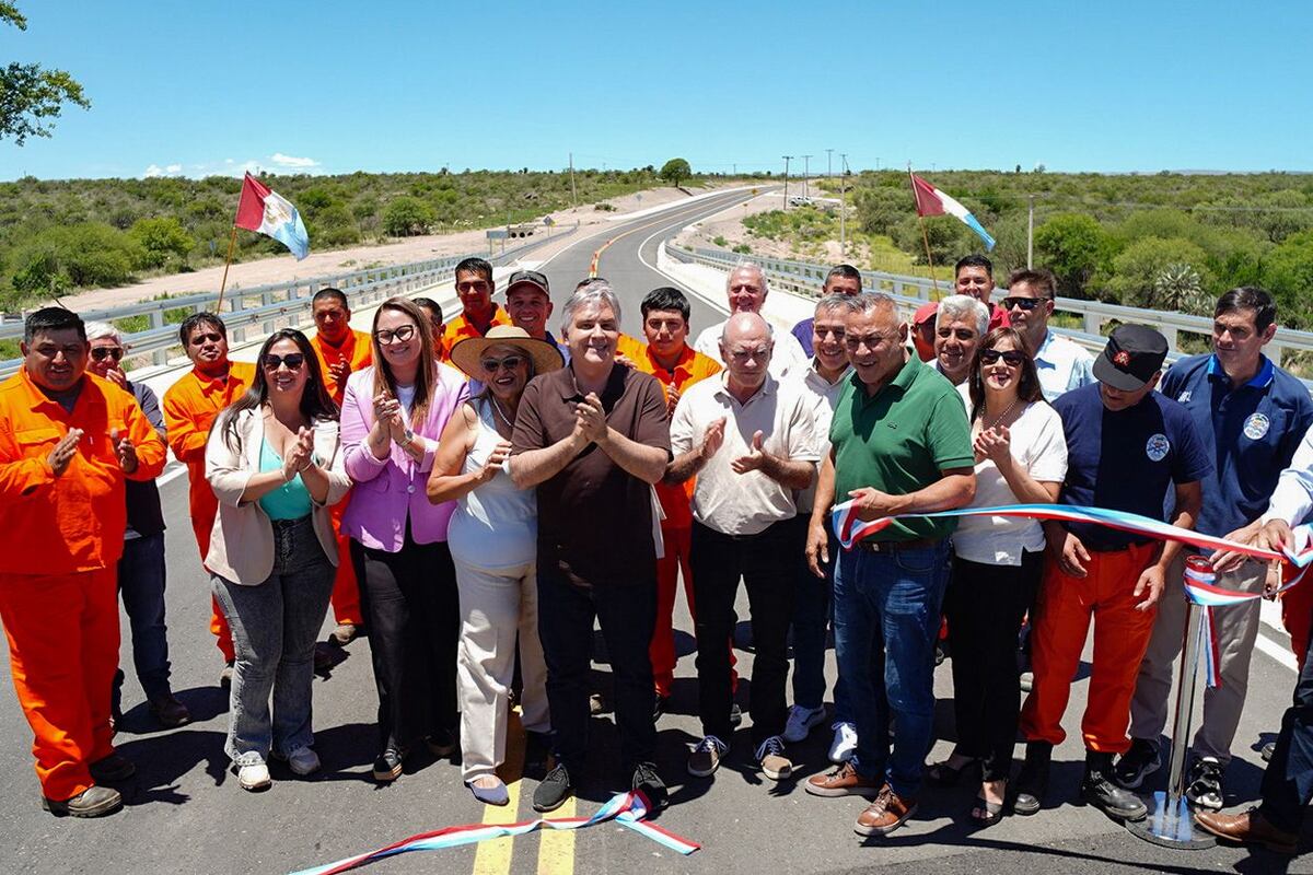 Pavimentaron el primer tramo del Camino de Los Gigantes.