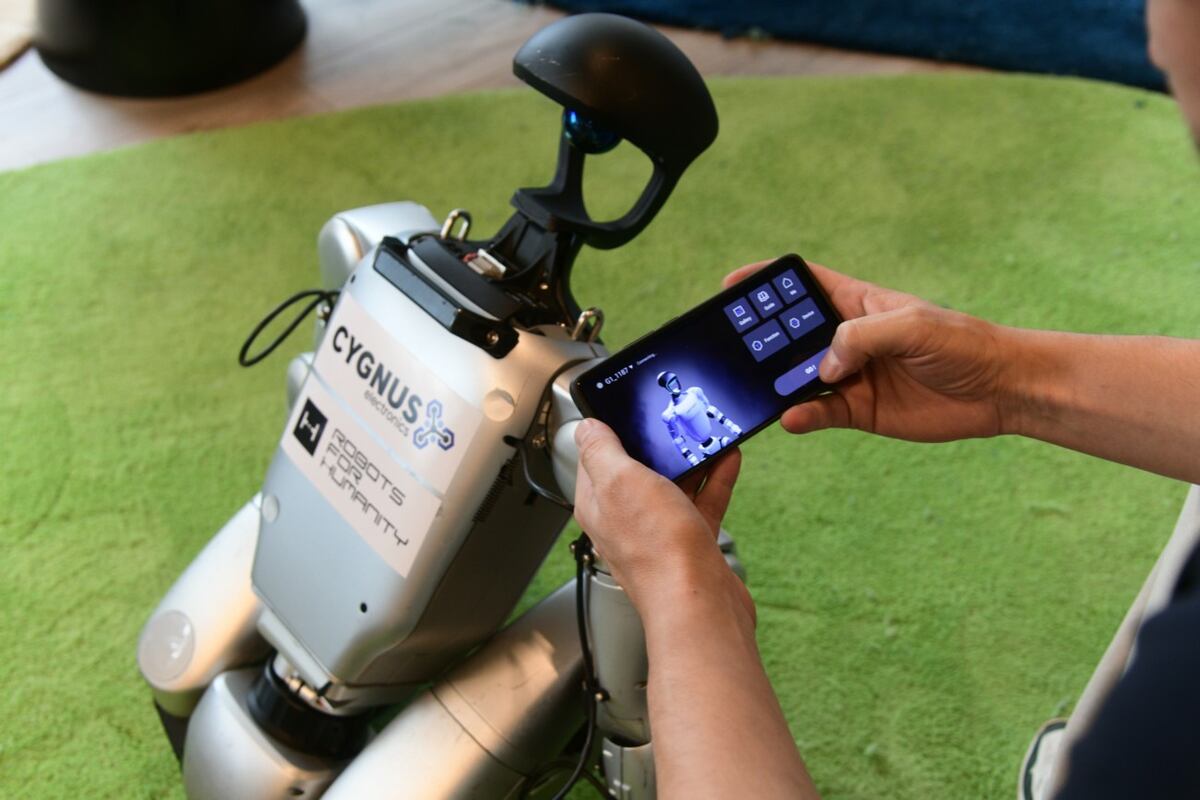 Robots en Córdoba: el desembarco de una tecnología que exige capacitación y convivencia