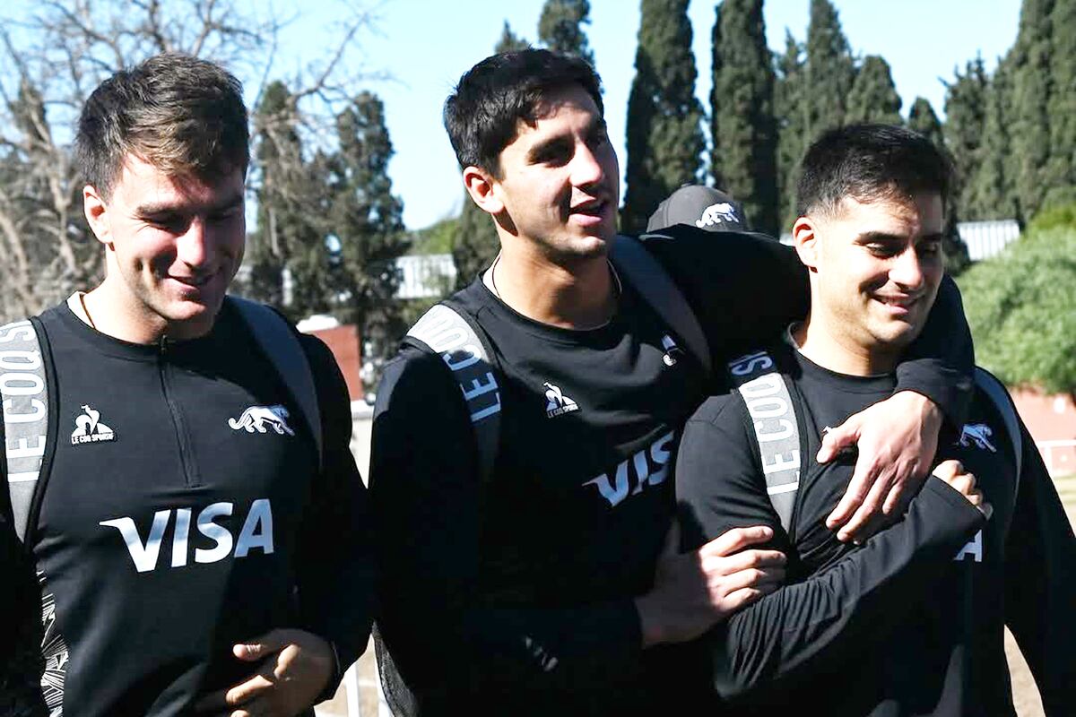 El plantel de Los Pumas entrena a puertas cerradas en Palermo Bajo como parte de su preparación para el Rugby Championship, específicamente para su debut contra los All Blacks en el Estadio Mario Alberto Kempes de Córdoba.