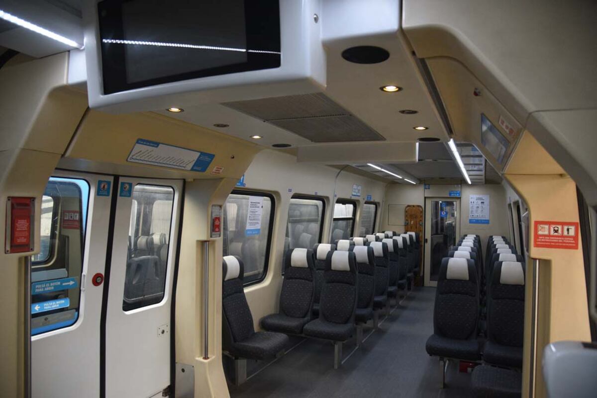 Tren Metropolitano (Ferrourbano) en la estación de Alta Córdoba (Facundo Luque)