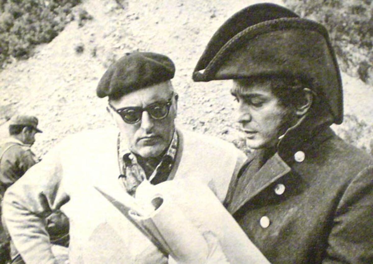 Alfredo Alcón: el día en que fue “El Santo de la Espada”