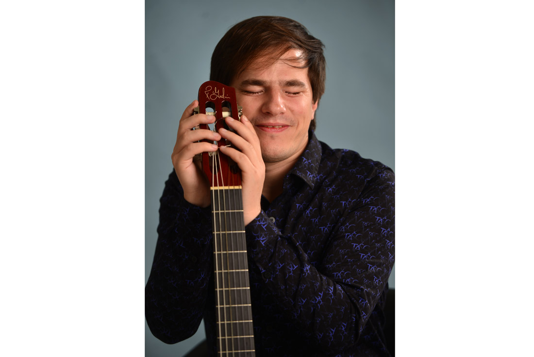 Nahuel Pennisi, músico. (Nicolás Bravo / La Voz)