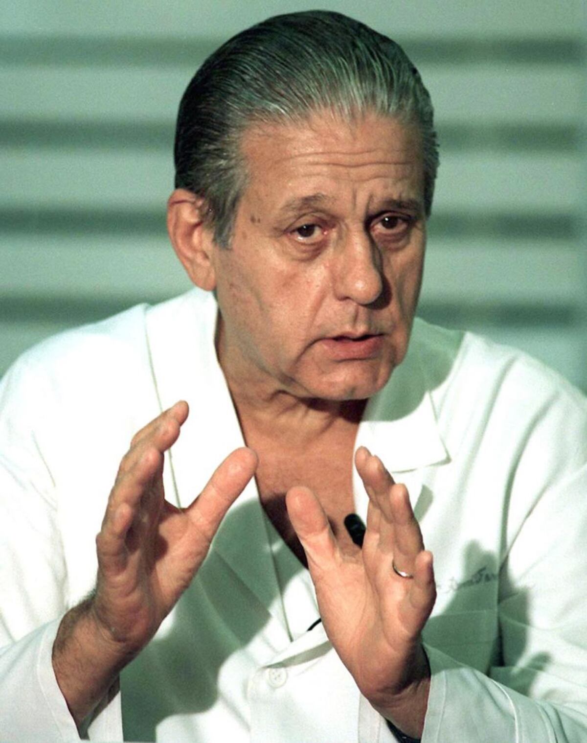 René Favaloro.