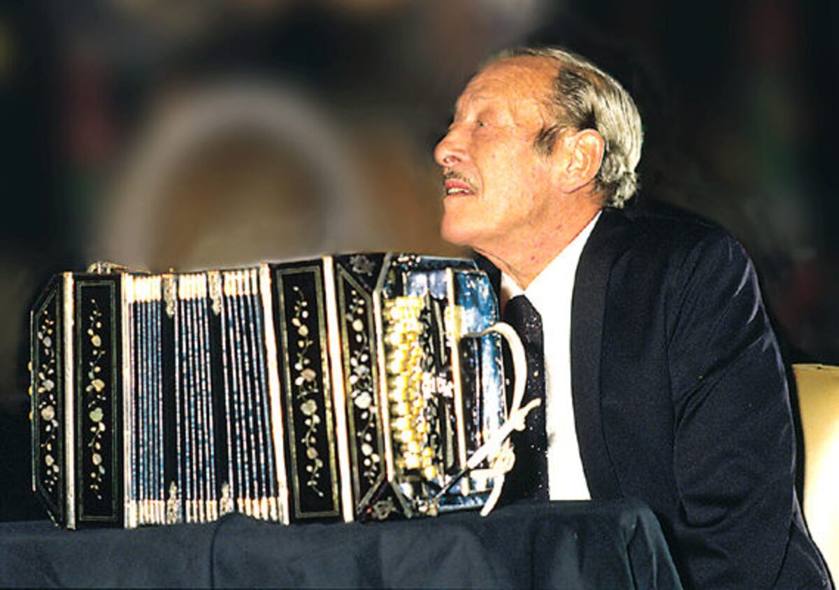 Roberto Goyeneche: el tanguero más punk de la Argentina