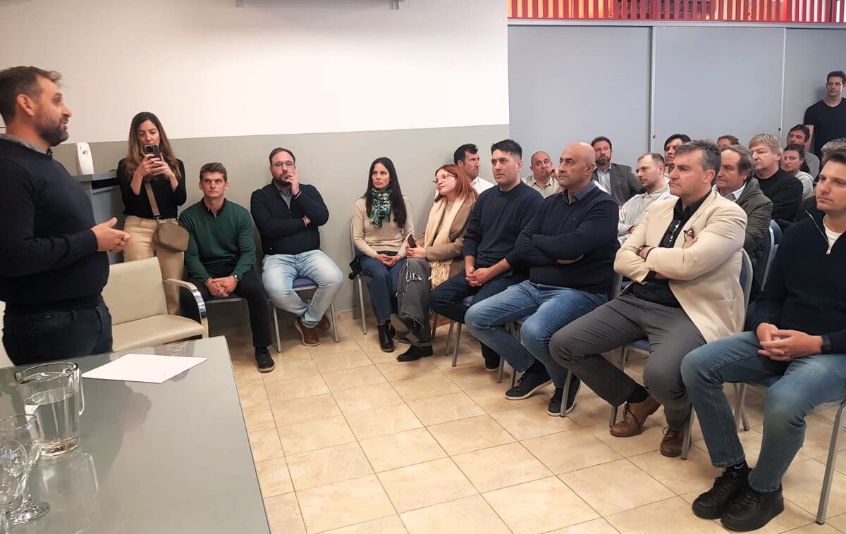 El acto de lanzamiento del Ecocentro, este martes. (La Voz)