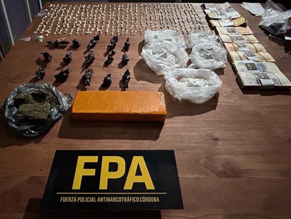 Detuvieron a tres mujeres y secuestraron más de 4.000 dosis de drogas en Córdoba