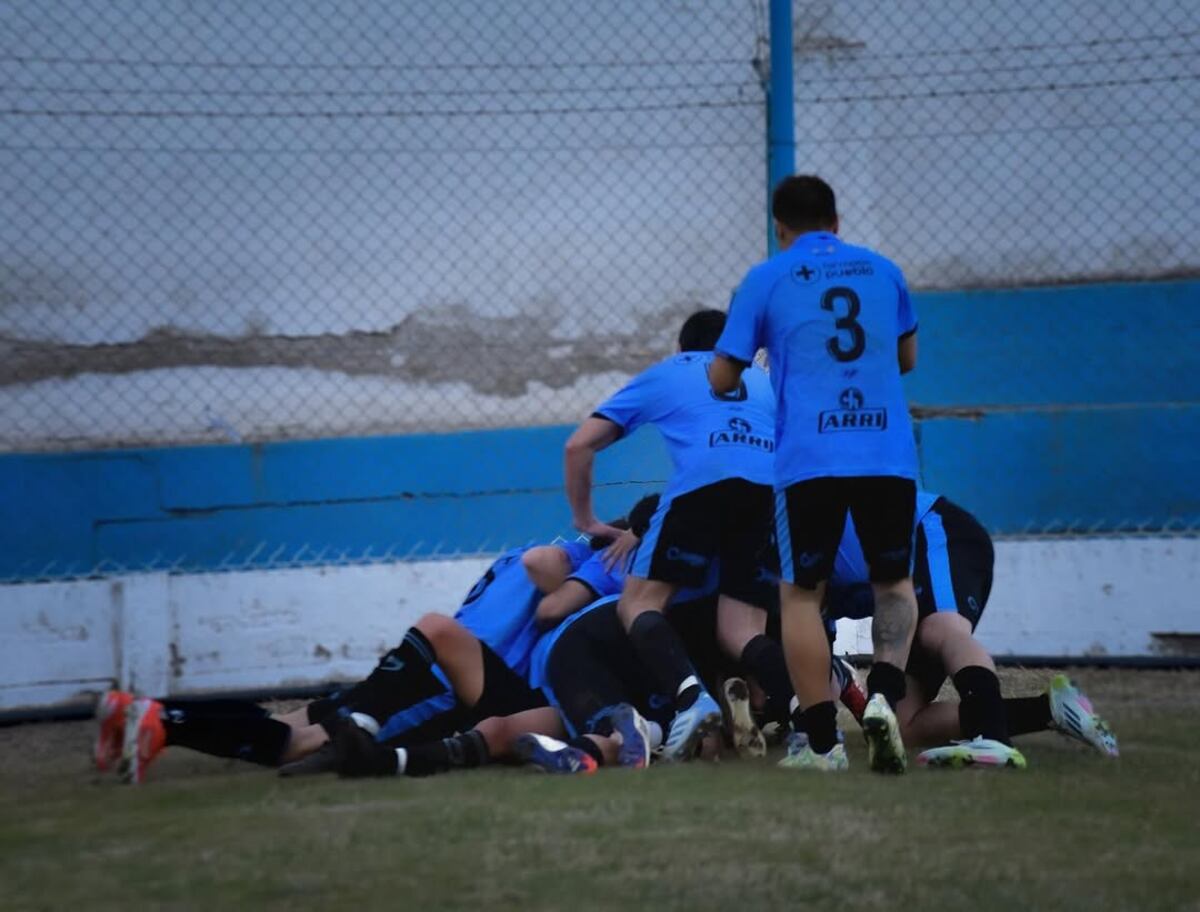 El clásico de Berrotarán definirá al campeón de la Liga de Río Tercero, entre Belgrano y Talleres. (Gentileza Instagram @belgranofootballclub).