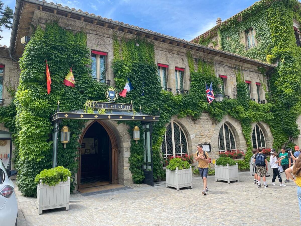 El Hotel de la Cité. Ofrece visitas guiadas todos los días por sus instalaciones de decoración neogótica y espíritu Art Déco de los años ‘20.
(Gentileza: Paz Casas Nóblega)