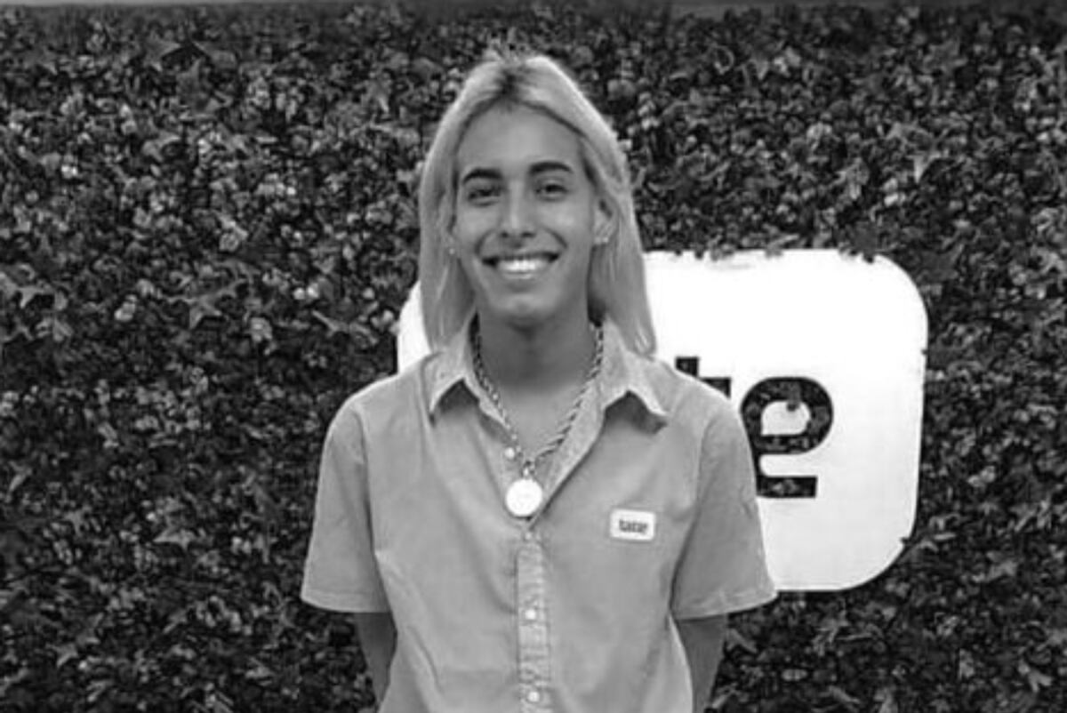 Amparo Villegas tenía 24 años, trabajaba en la tienda Tate y estaba atravesando el proceso de transformación de su identidad con el apoyo de su madre.