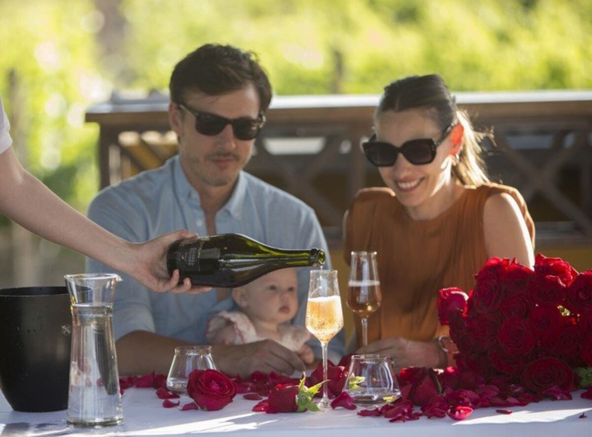 Pampita y Roberto García Moritán, más enamorados que nunca. (Gentileza Clarín)