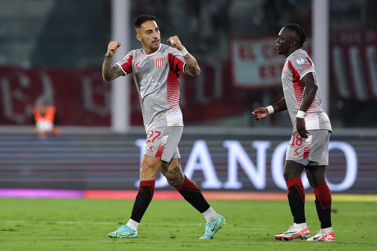 Javier Correa le anotó también a River por Supercopa Argentina.
