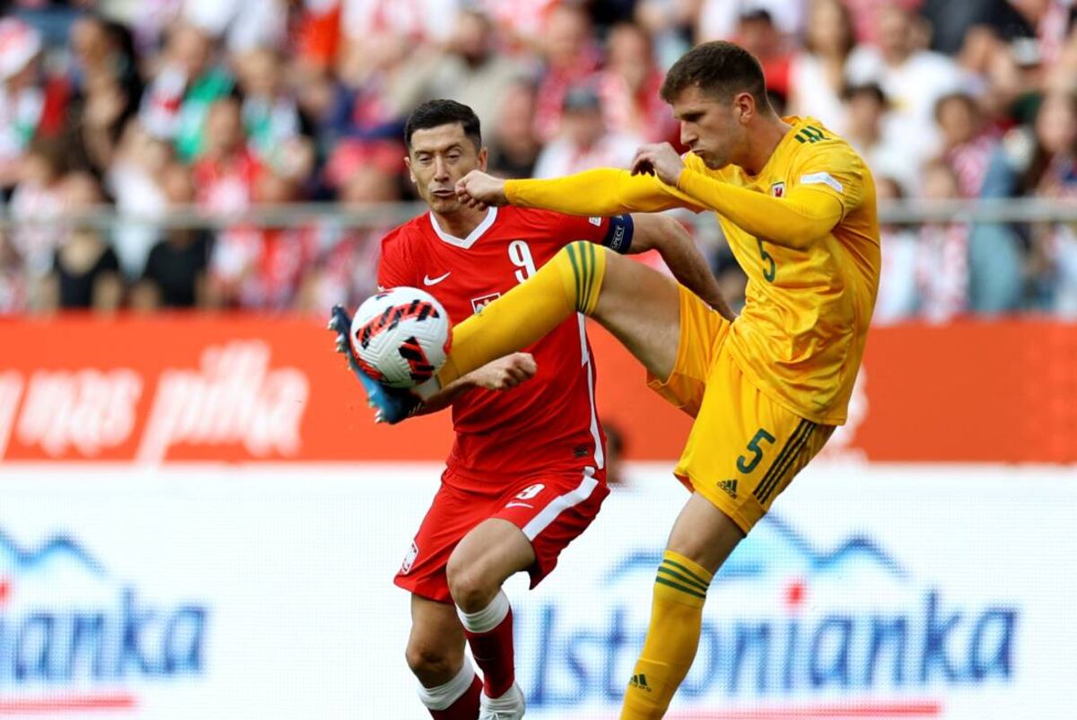 Polonia - Gales por la Liga de las Naciones (AP)