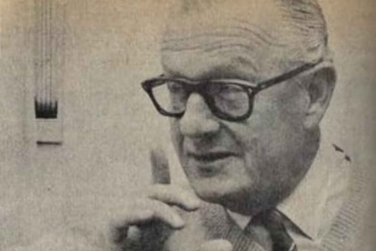 Juan Craichik fue el jefe del laboratorio encargado de elegir a la modelo. (captuta de imagen)