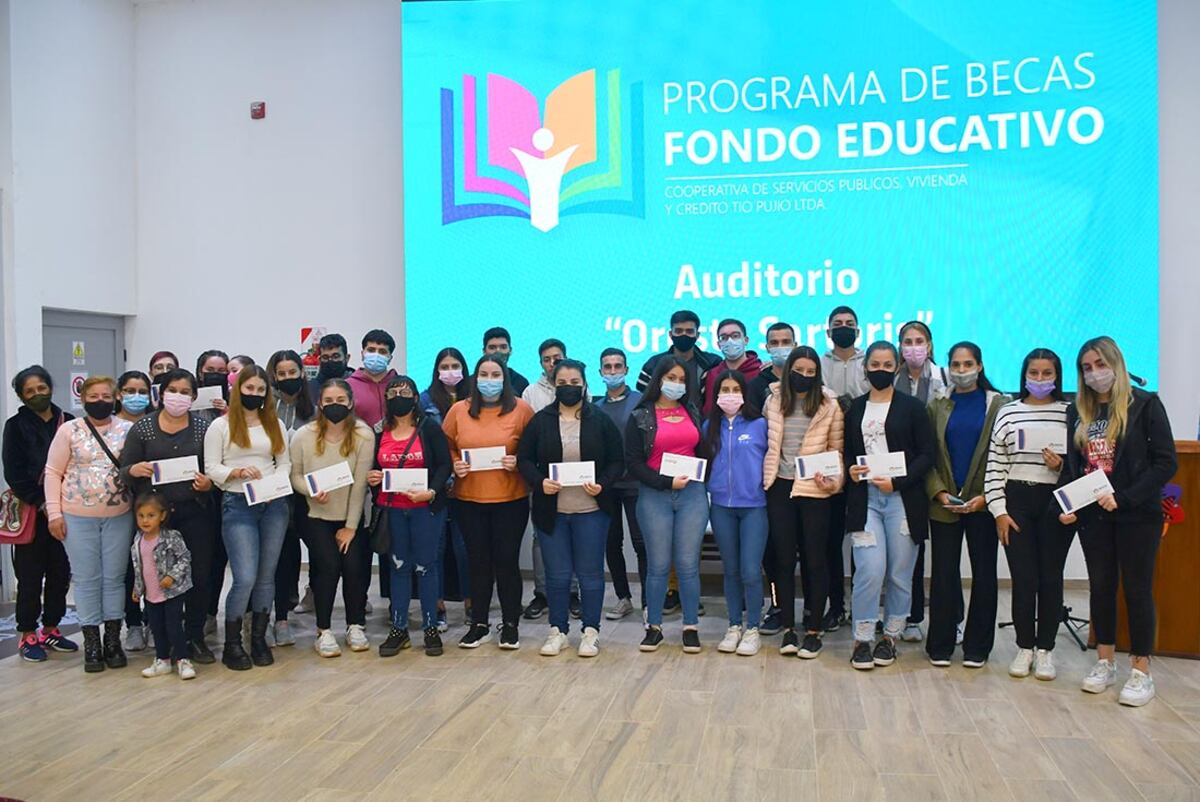 Durante el ciclo lectivo 2022, serán 53 los beneficiarios de las becas estudiantiles.(Foto: Cooperativa de Servicios Públicos, Vivienda y Crédito Tío Pujio Ltda)
