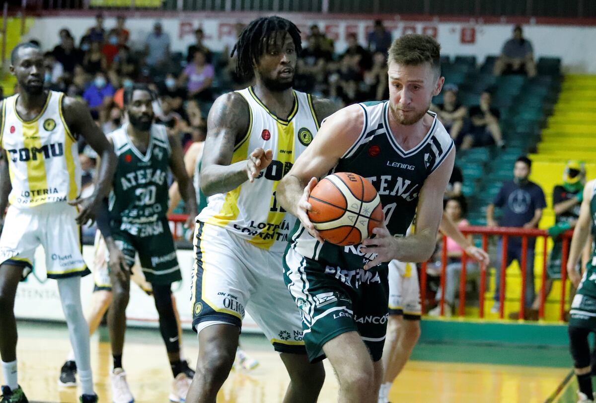 Gastón Córdoba jugó los 33 partidos de la temporada en la Liga Nacional y se pierde los últimos cinco. (Germán Ruiz / Prensa Atenas)