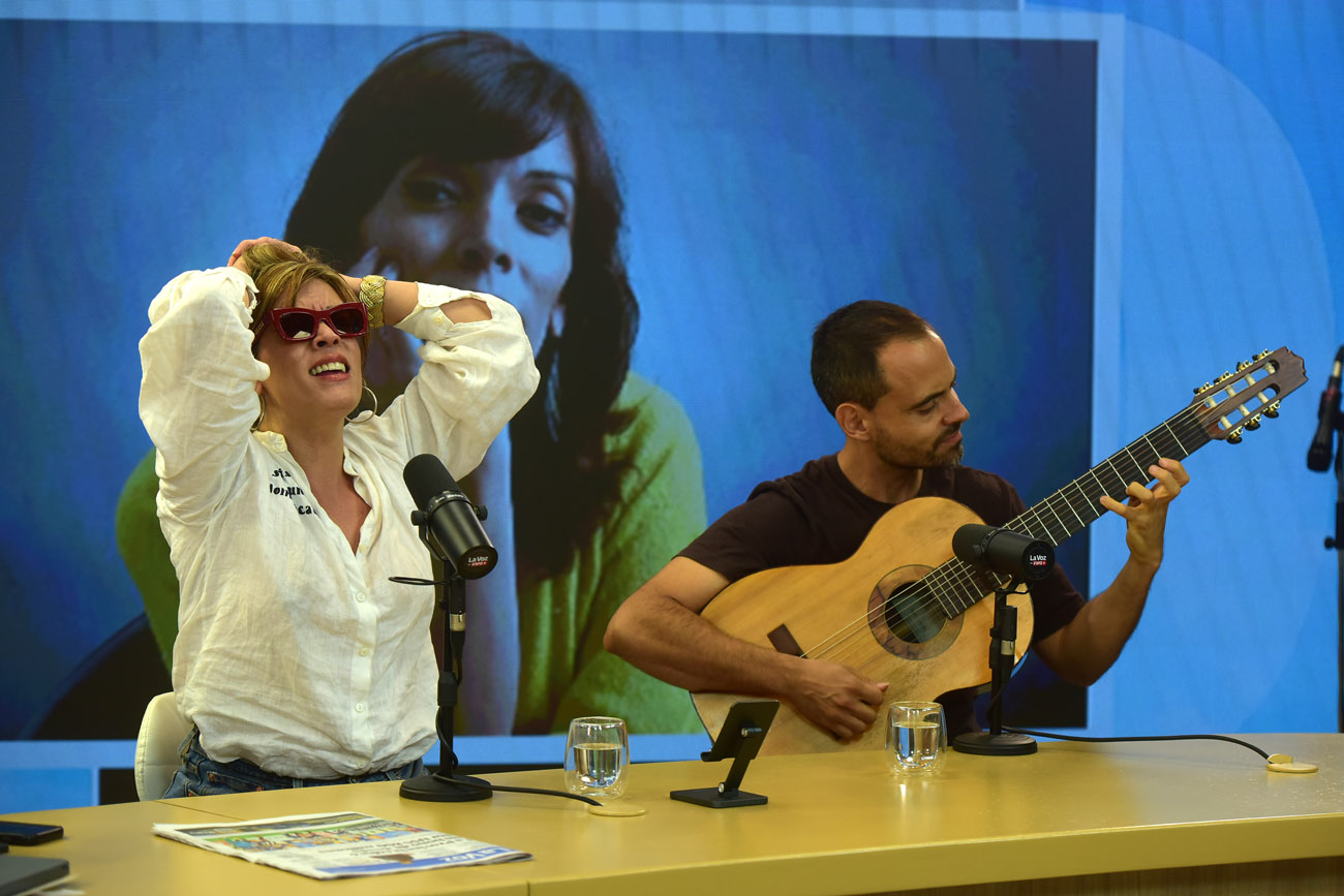 Camila Sosa Villada y Franco Dall'Amore en el Streaming de la Voz en Vivo. (Nicolás Bravo / La Voz)