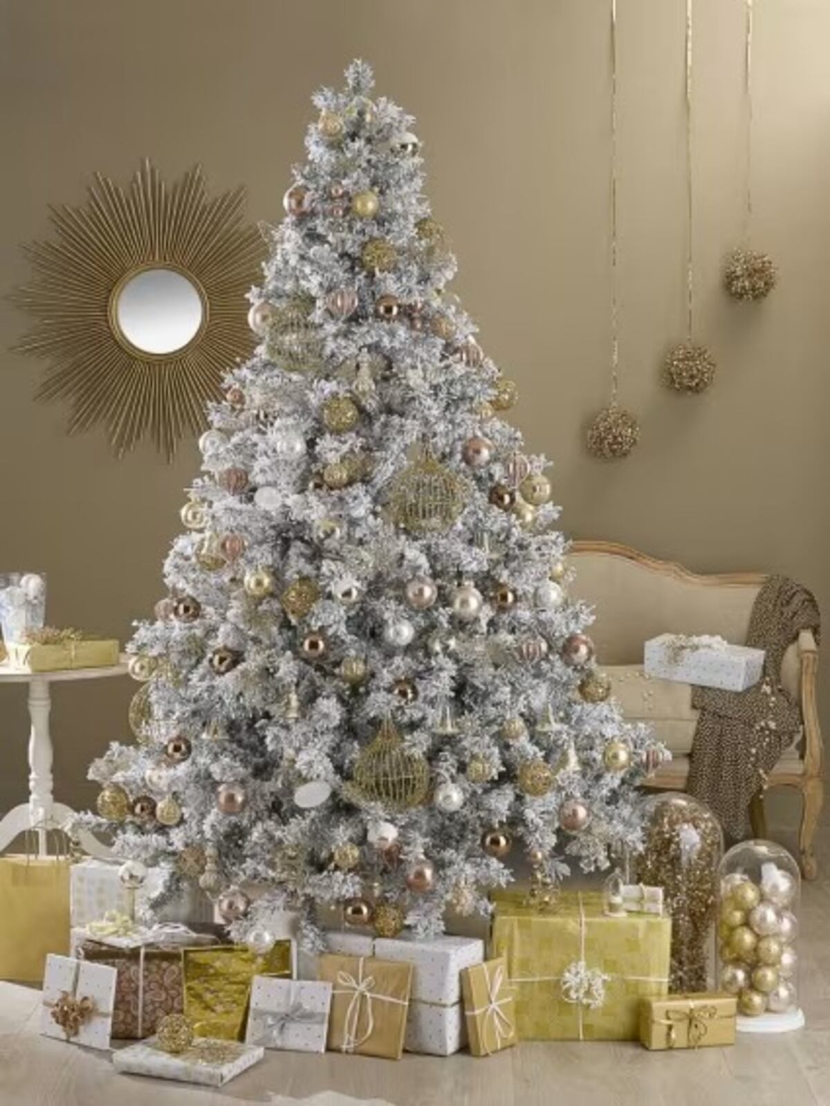 Navidad 2025: la tendencia minimalista y elegante que desplaza al clásico rojo y verde