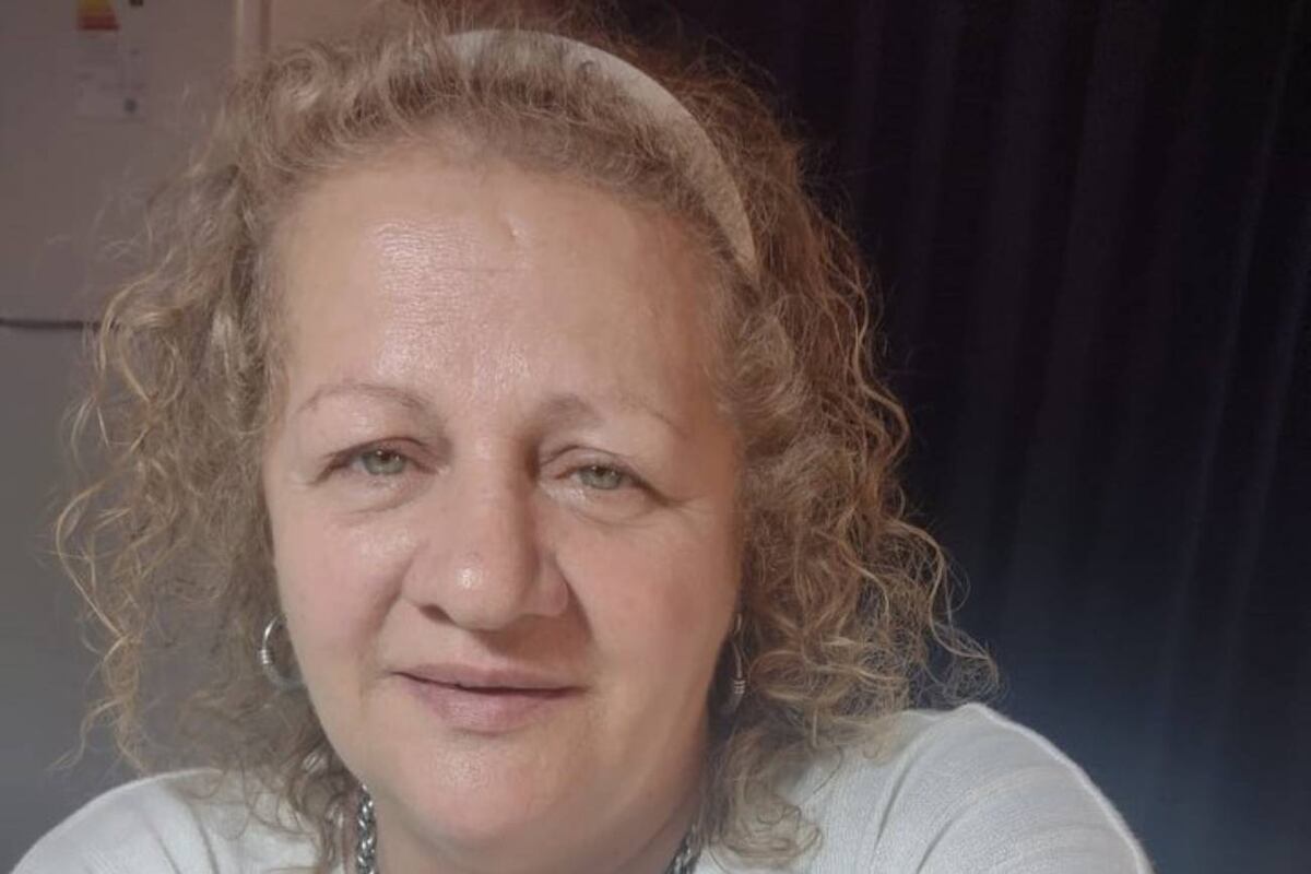 La víctima fue identificada como Claudia Sack, de 65 años. El principal sospechoso es su pareja, 35 años más joven, que ya fue detenido.